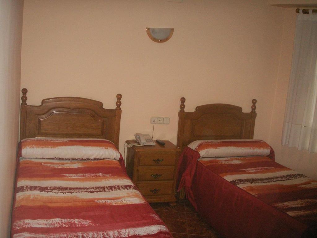 Hostal La Nava Мадрид Екстер'єр фото